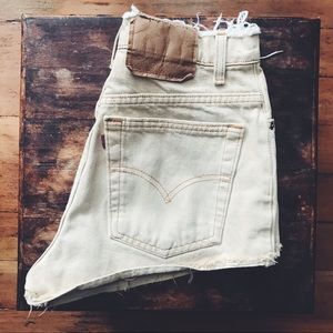 Vintage Levi’s Urban Renewal High Rise Shorts